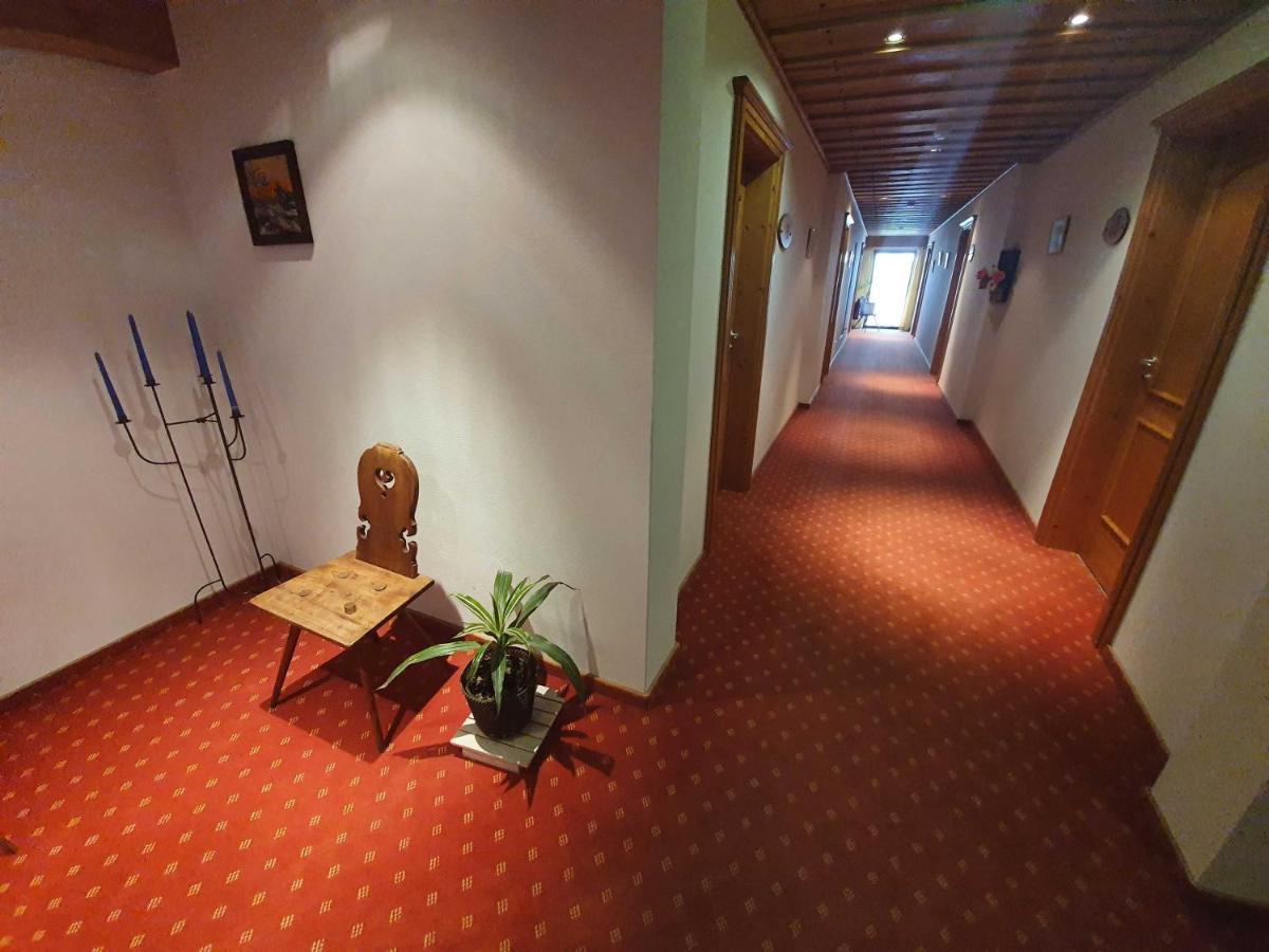 Landgasthof Brunnenwirt Zum Meenzer Fischbachtal Esterno foto